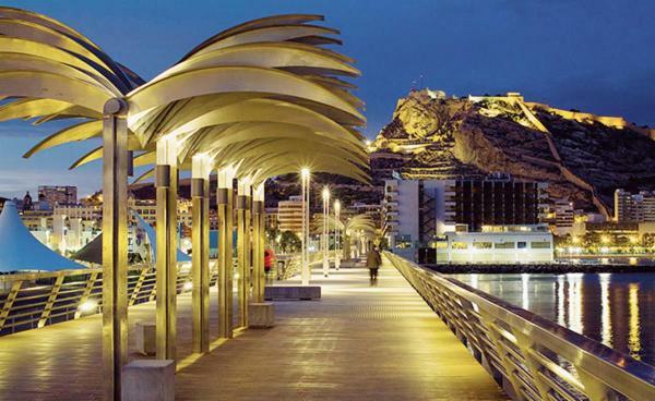 Un Lujo En El Corazon De Alicante Eksteriør billede
